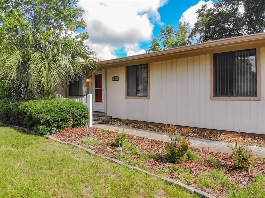 310 Camellia Street - Photo 1