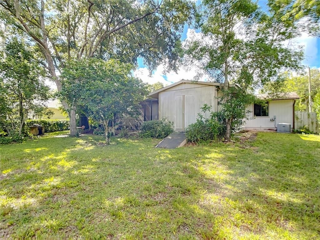 310 Camellia Street - Photo 16