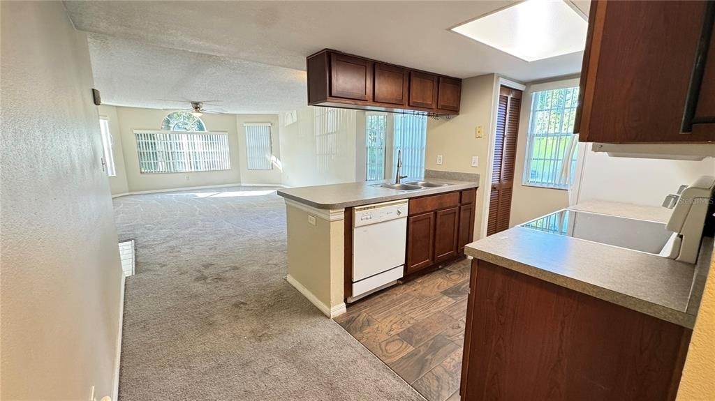 2727 N Poinciana Boulevard - Photo 11