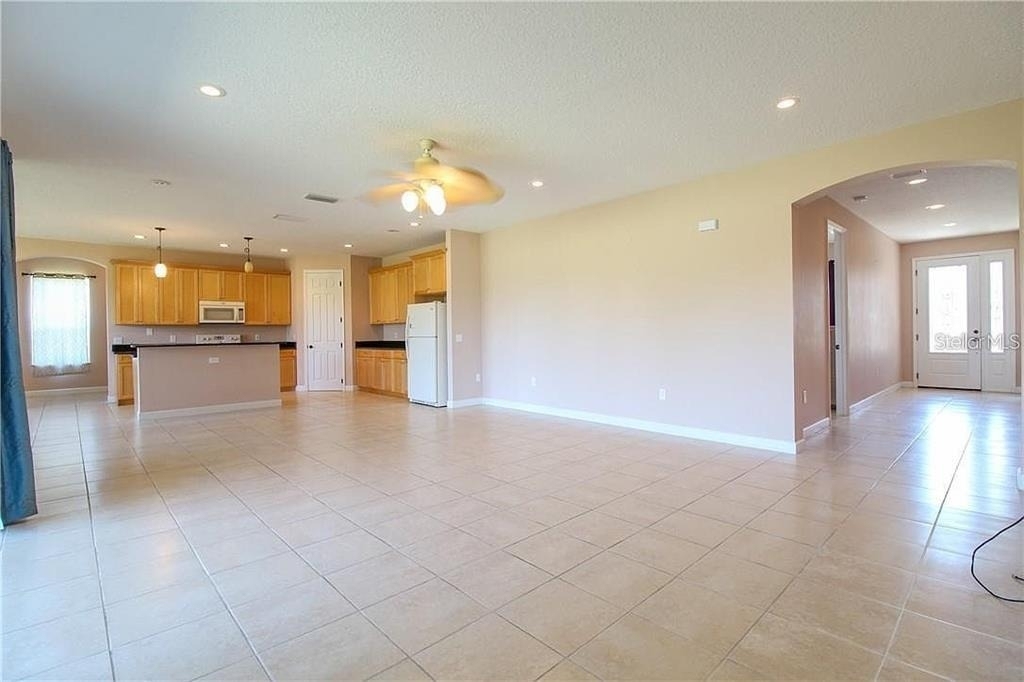 20651 Netherland Street - Photo 4