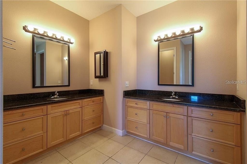 20651 Netherland Street - Photo 16