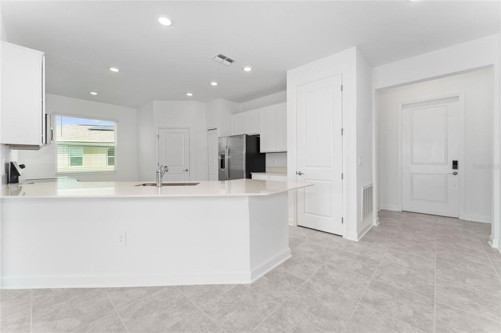 276 Taft Drive - Photo 14