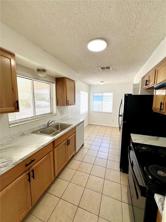 2338 Fitzpatrick Terrace - Photo 3
