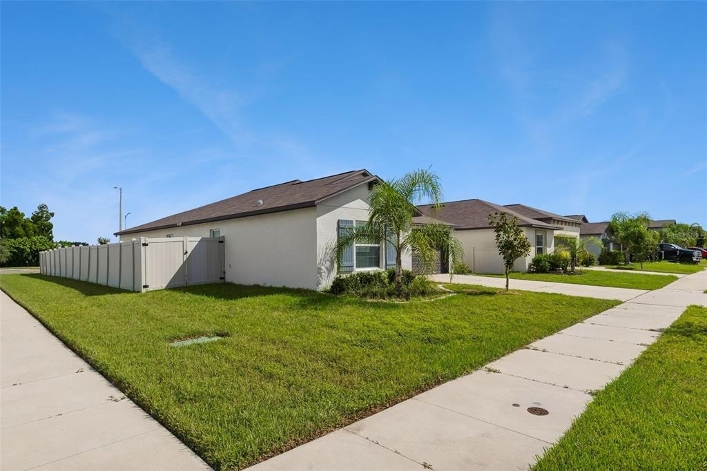 5404 Blue Azure Drive - Photo 2