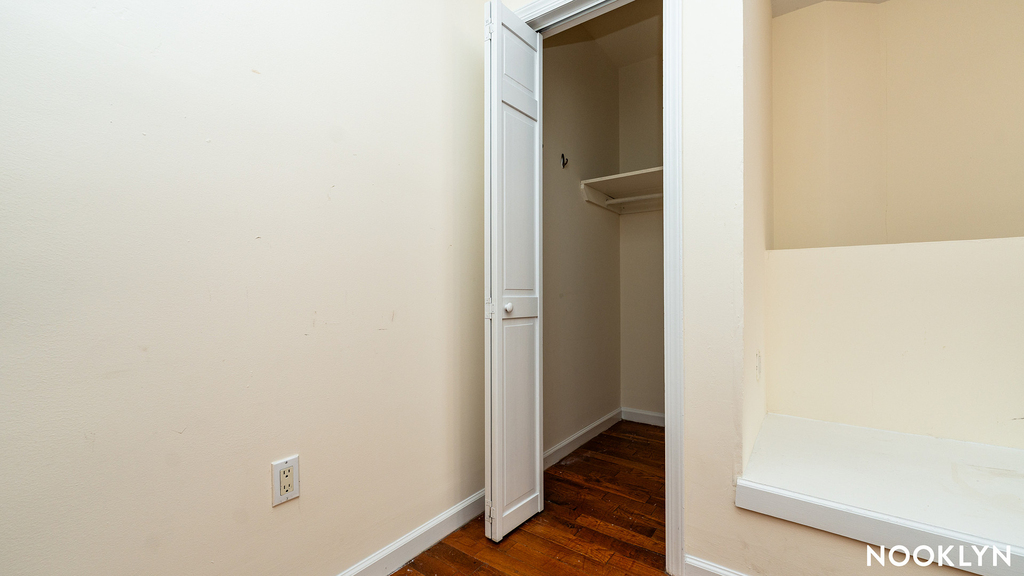 73 Pineapple St - Photo 8