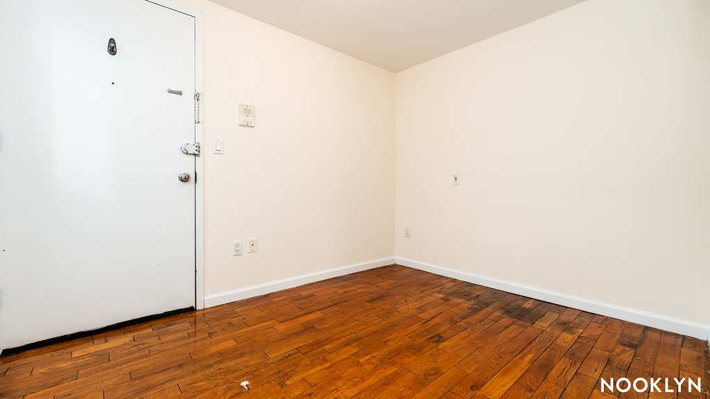 73 Pineapple St - Photo 12