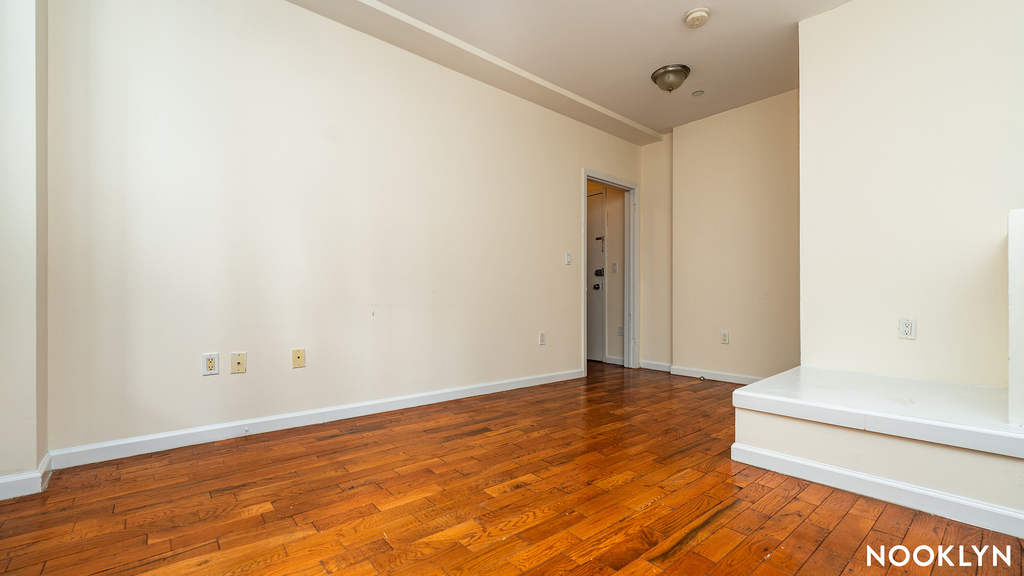 73 Pineapple St - Photo 7
