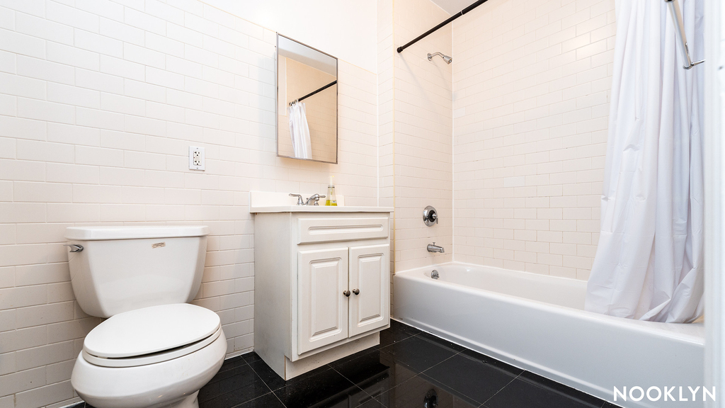 73 Pineapple St - Photo 5