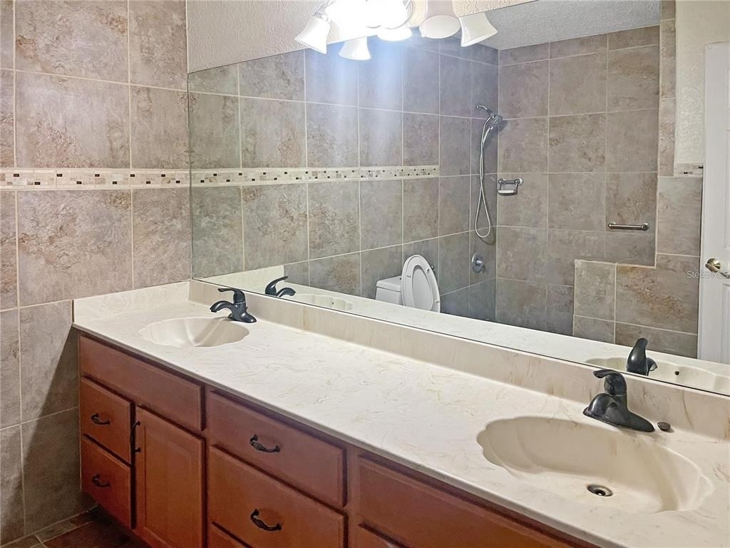 321 E Gunter Street - Photo 9