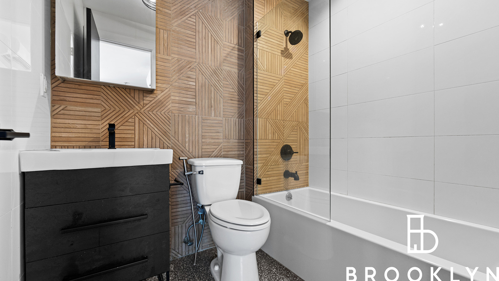 659 Hancock St - Photo 12