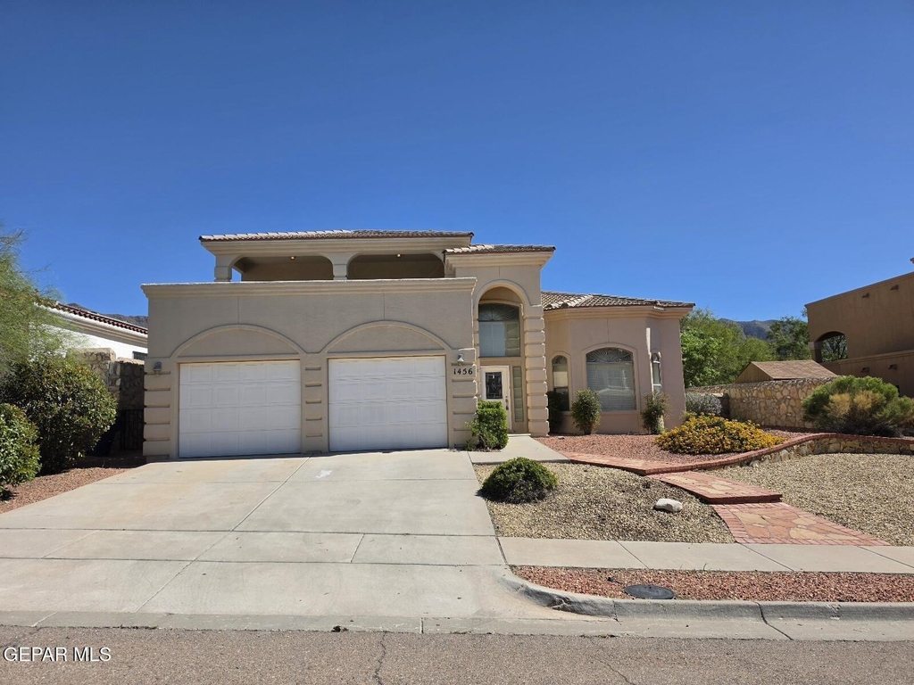 1456 Cherokee Ridge Drive - Photo 0