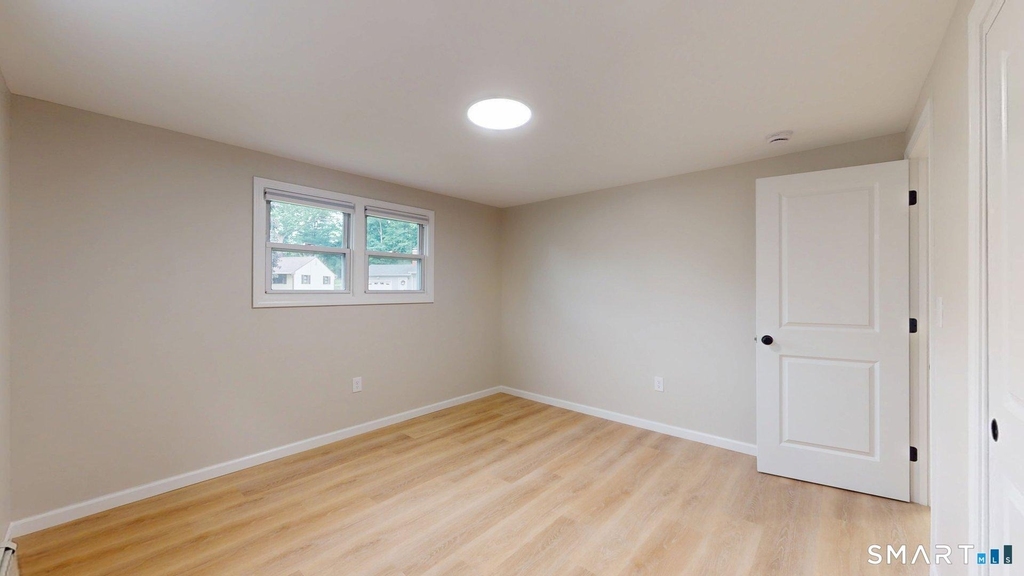 16 Arrow Street - Photo 13
