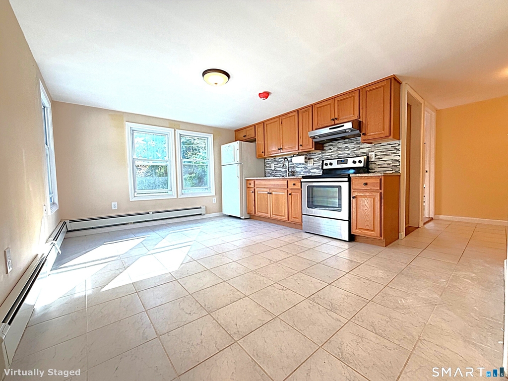 25 Railroad Avenue - Photo 2