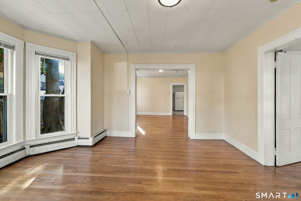 31 Wolcott Avenue - Photo 3