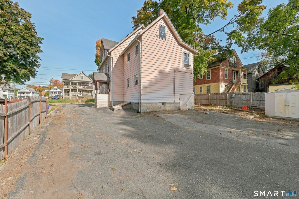 31 Wolcott Avenue - Photo 19