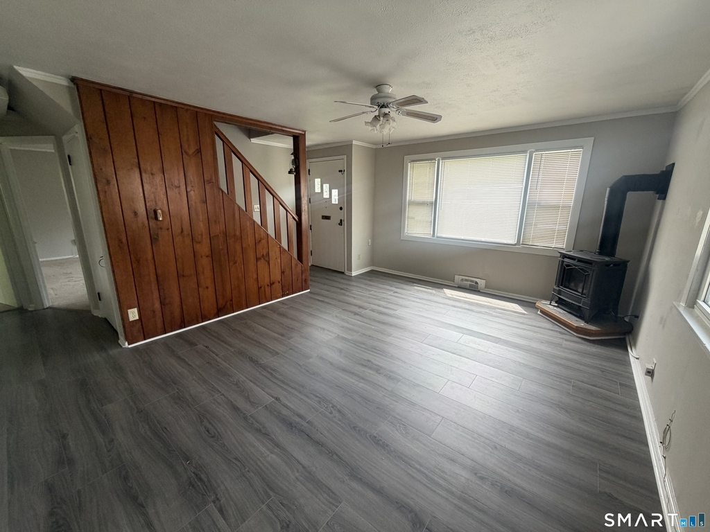 16 Harding Avenue - Photo 4