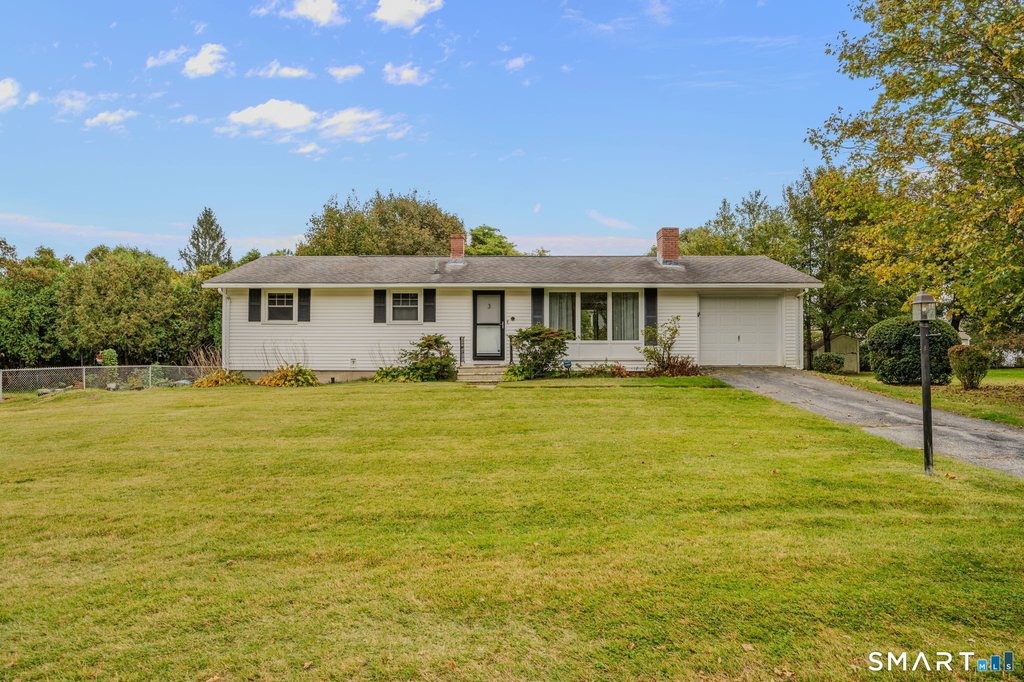 3 Hilltop Terrace - Photo 0