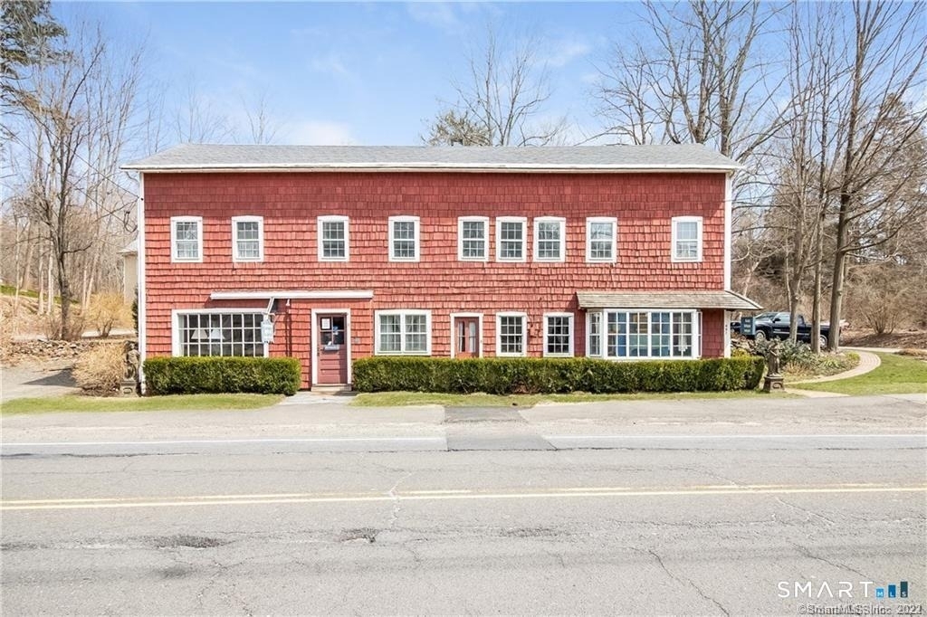 451 Main Street - Photo 2