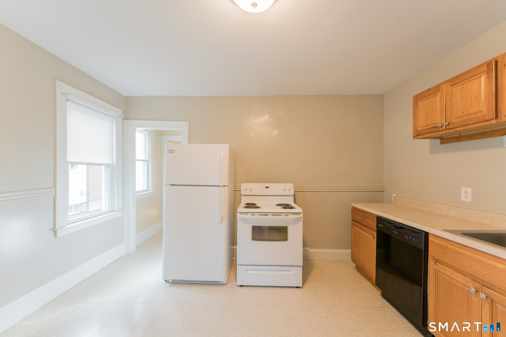 36 Quaker Lane - Photo 10