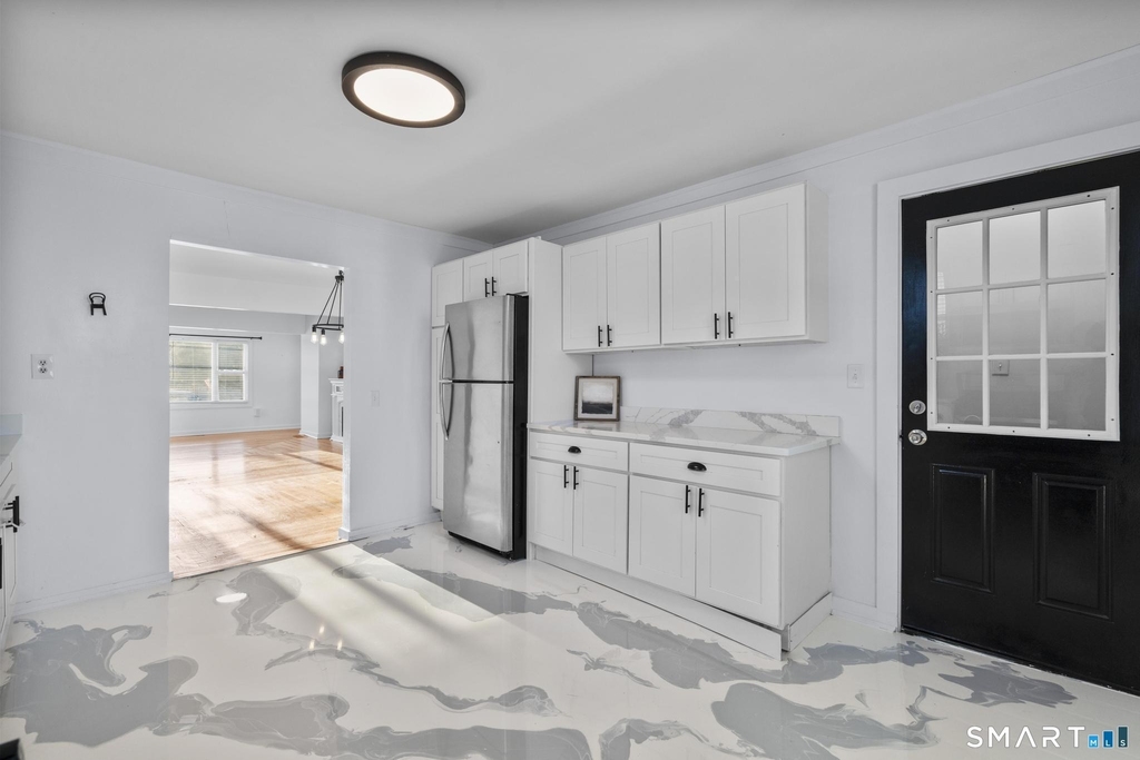 315 Marion Street - Photo 20