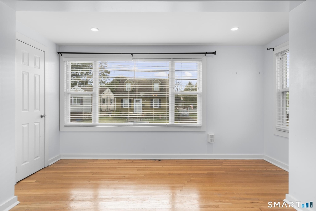 315 Marion Street - Photo 10