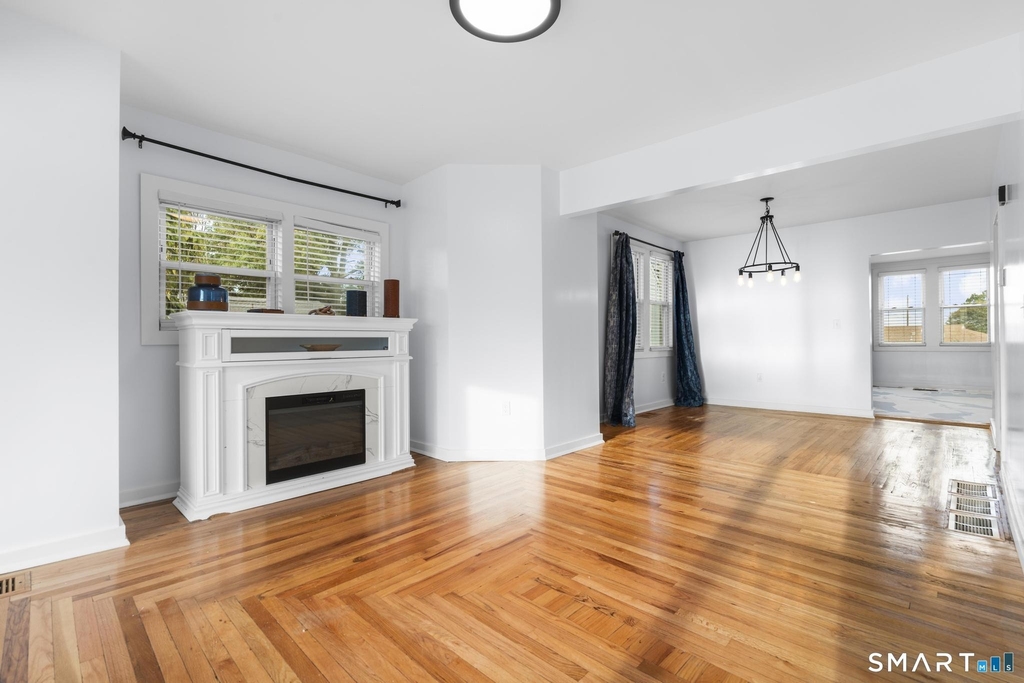 315 Marion Street - Photo 9
