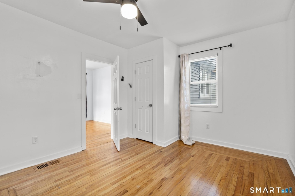 315 Marion Street - Photo 23