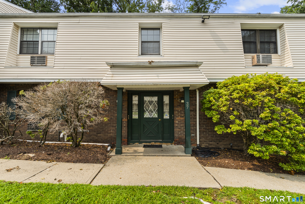 37 Enid Street - Photo 5