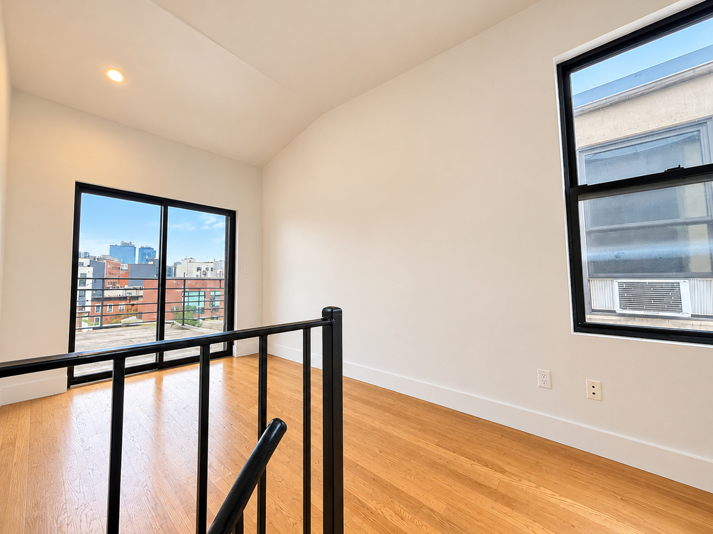 32 Claver Place - Photo 5