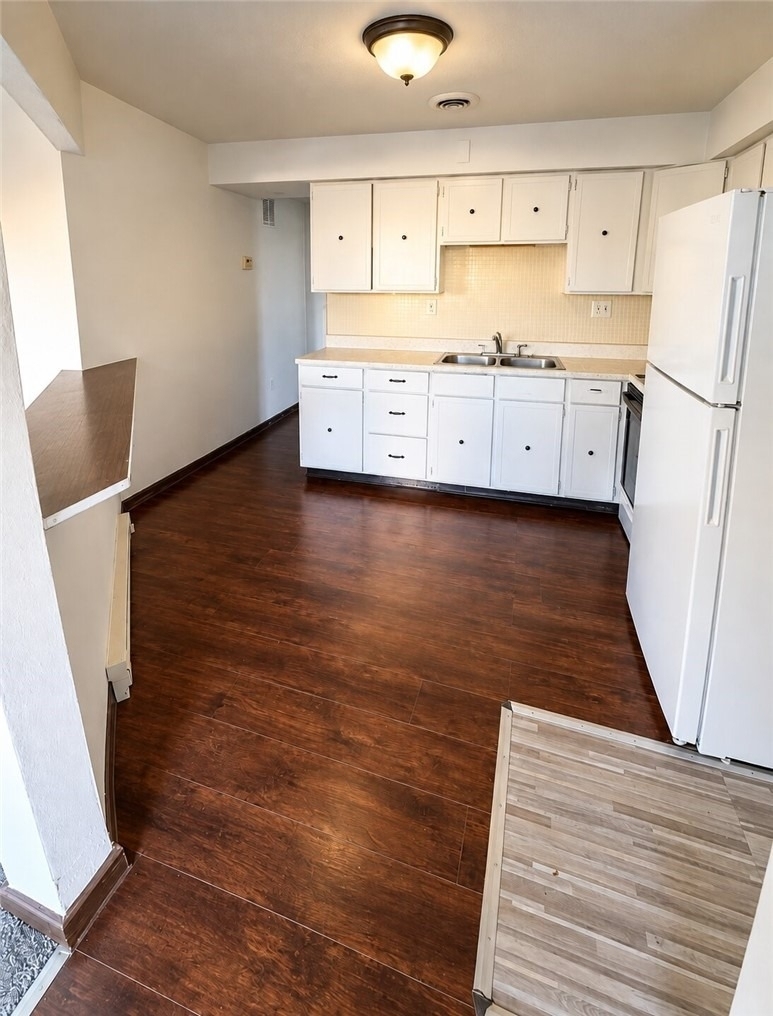 415 N 4th Street - Photo 1
