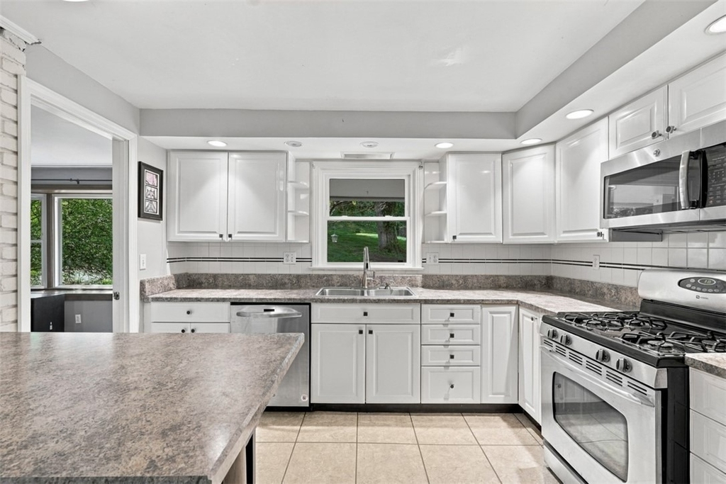 2323 Mill Grove Rd - Photo 10