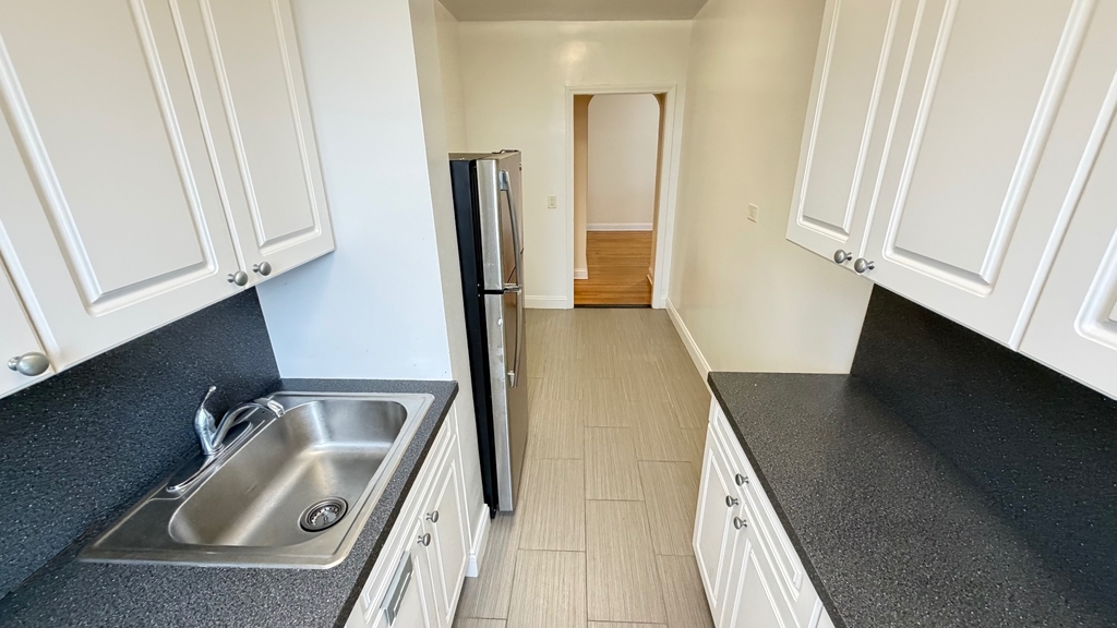 36-35 167th Street - Photo 5