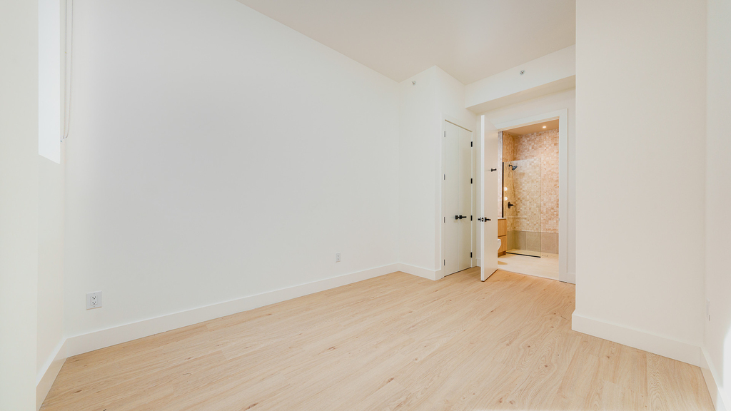 733 Lincoln Pl - Photo 6