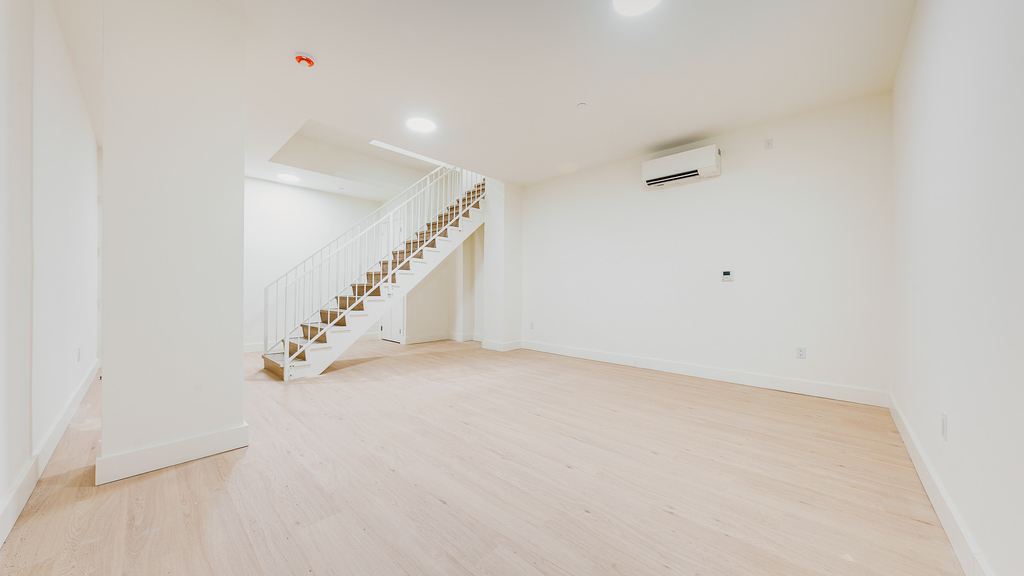 733 Lincoln Pl - Photo 7