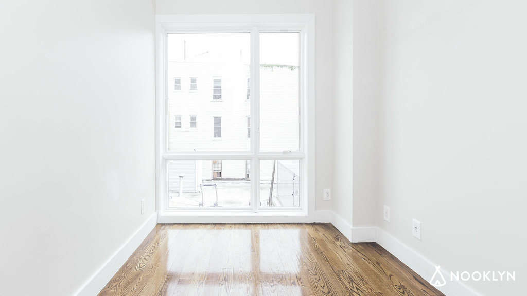 85 Graham Ave - Photo 10