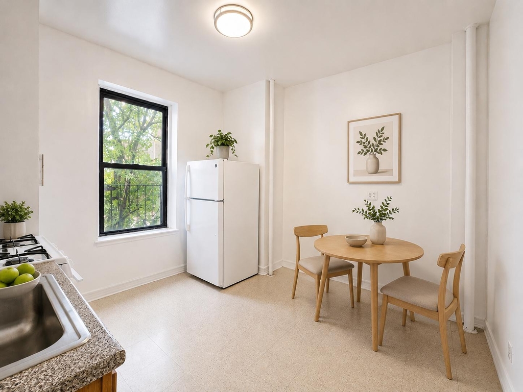 536 Fort Washington Avenue - Photo 3
