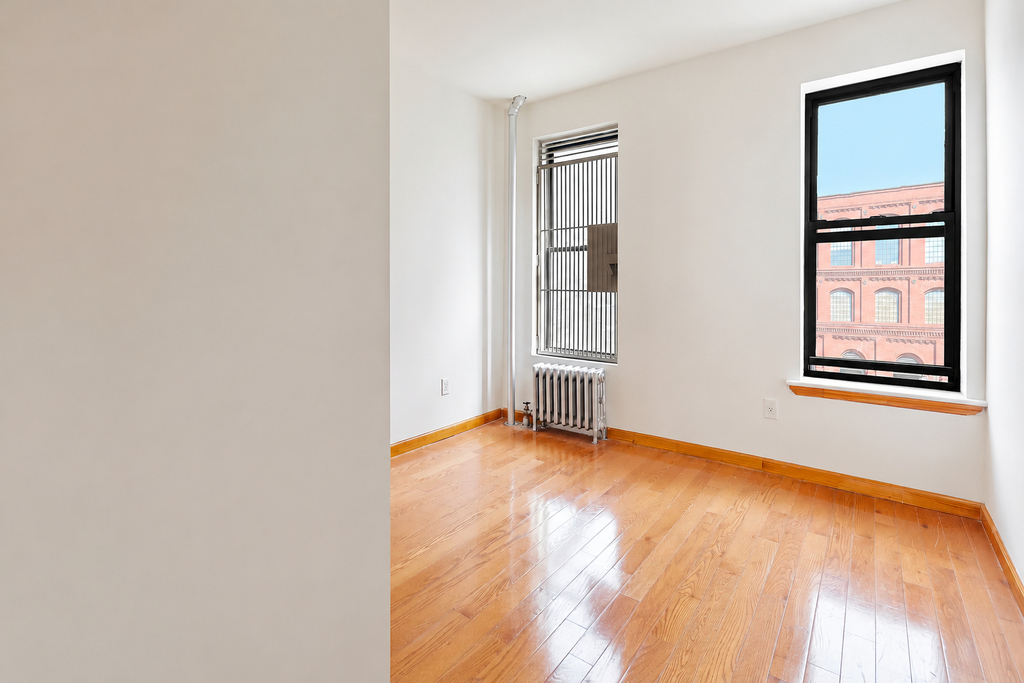 328 East 14th St - Photo 0
