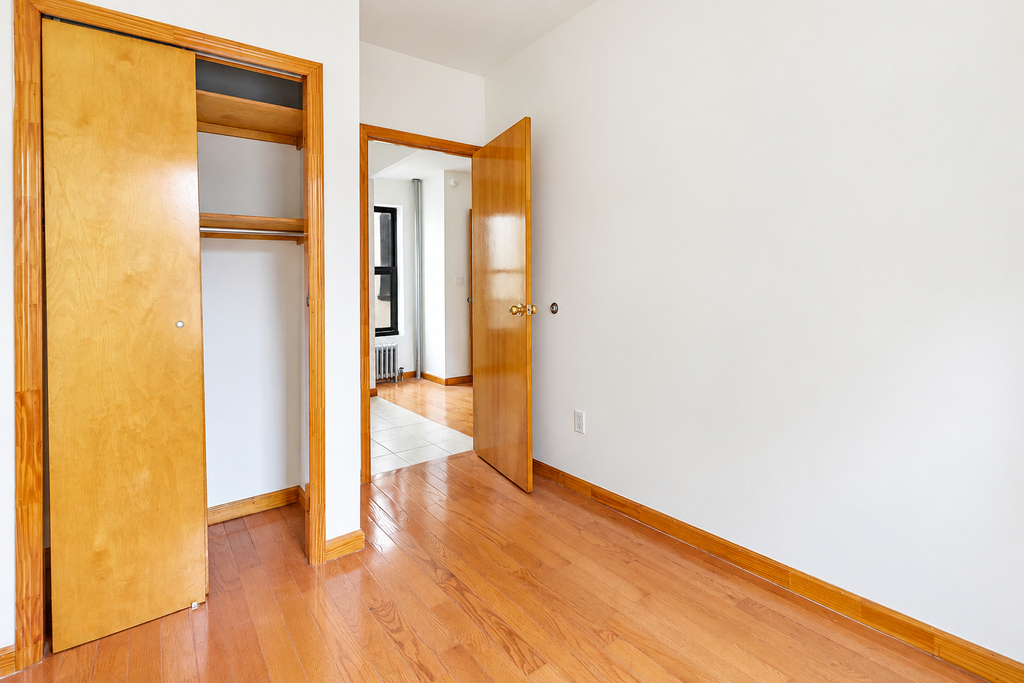 328 East 14th St - Photo 5