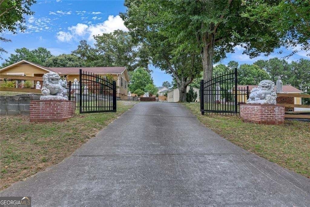 1242 Cooper Road - Photo 2