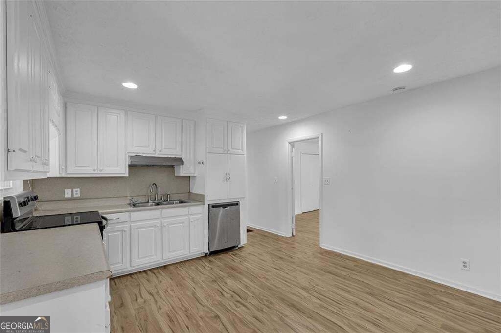 1242 Cooper Road - Photo 32