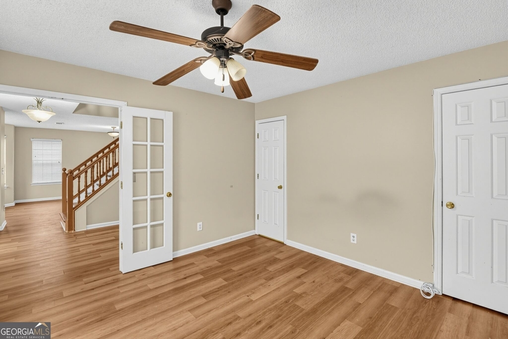 1560 Rogers Crossing Drive - Photo 4