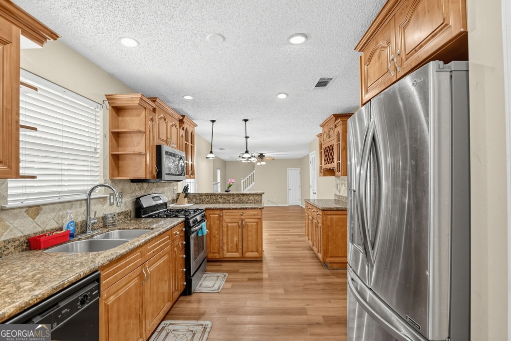 1560 Rogers Crossing Drive - Photo 6