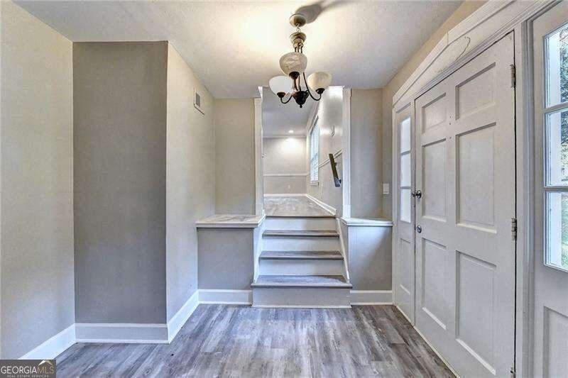 2736 Eaton Place - Photo 2