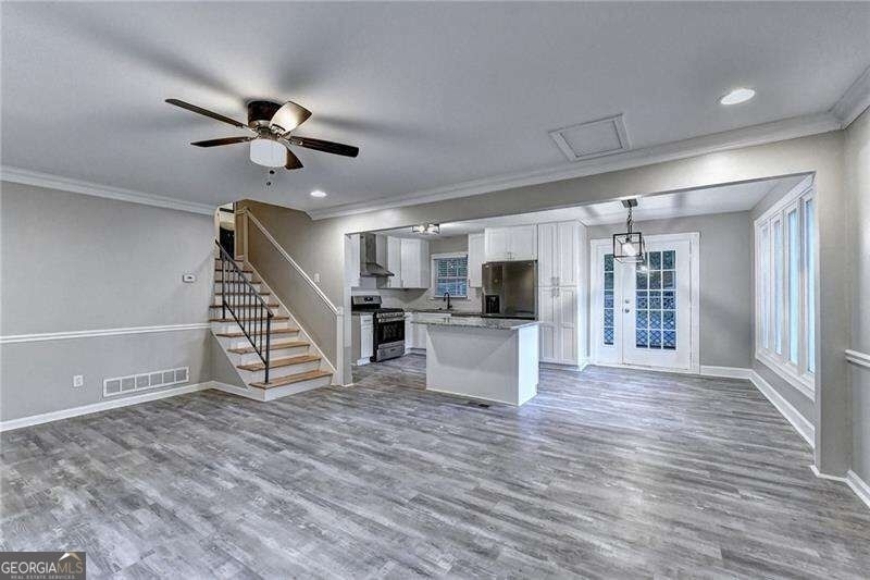 2736 Eaton Place - Photo 8