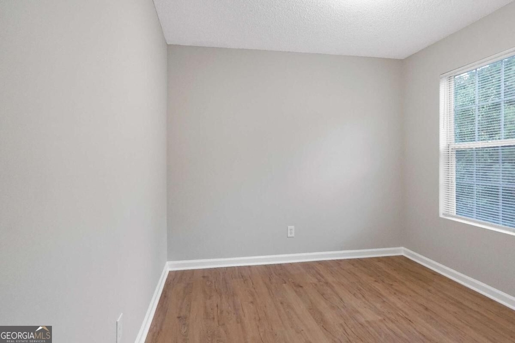 7230 Oakley Court - Photo 11