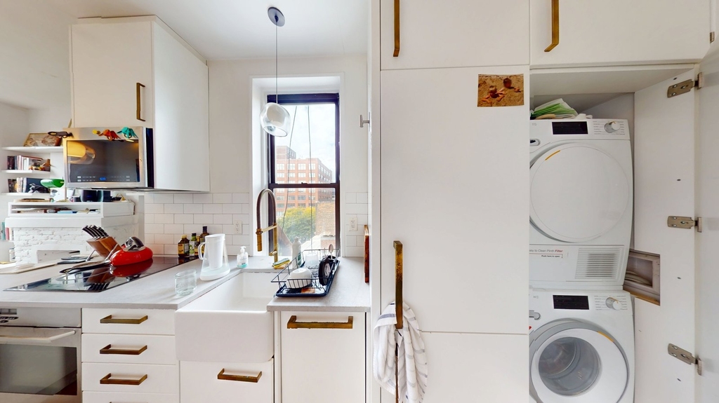 55 Morton Street - Photo 8