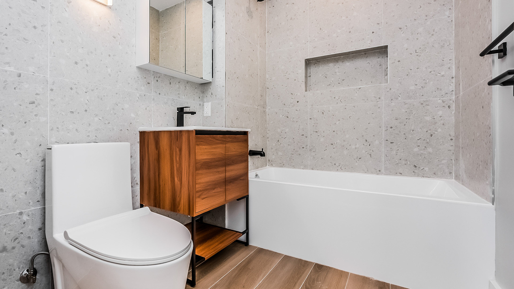 11-24 31st Dr 11106 - Photo 13