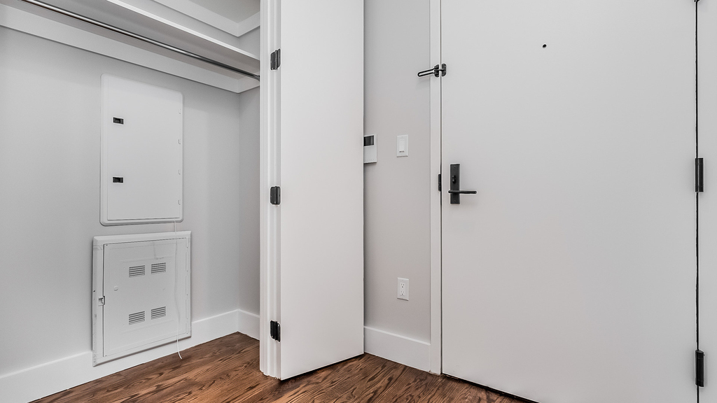 11-24 31st Dr 11106 - Photo 15