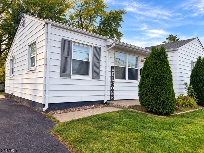 63 Marie Ave - Photo 13