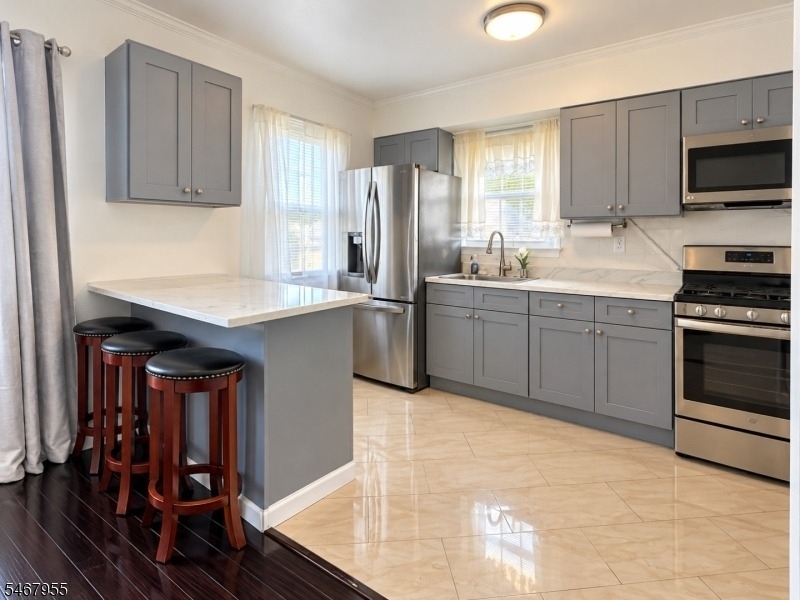 63 Marie Ave - Photo 4